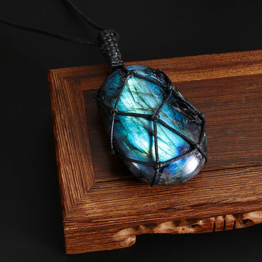 Collier Cœur Dragon Labradorite Tressé Yoga