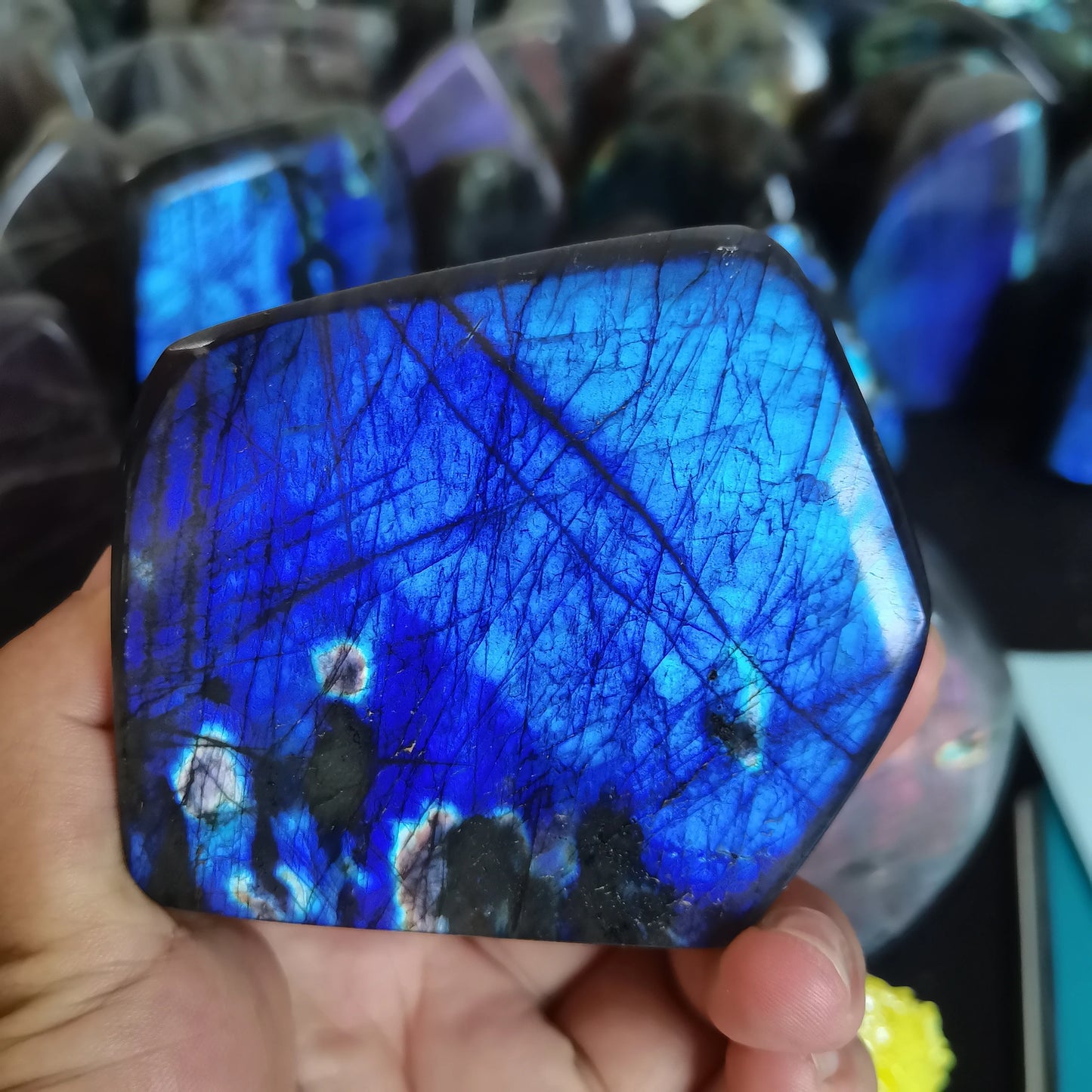 Labradorite Brute 100g, 3 kg – Lune & Énergie