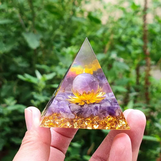 Pyramide Orgonite Lotus Améthyste & Obsidienne