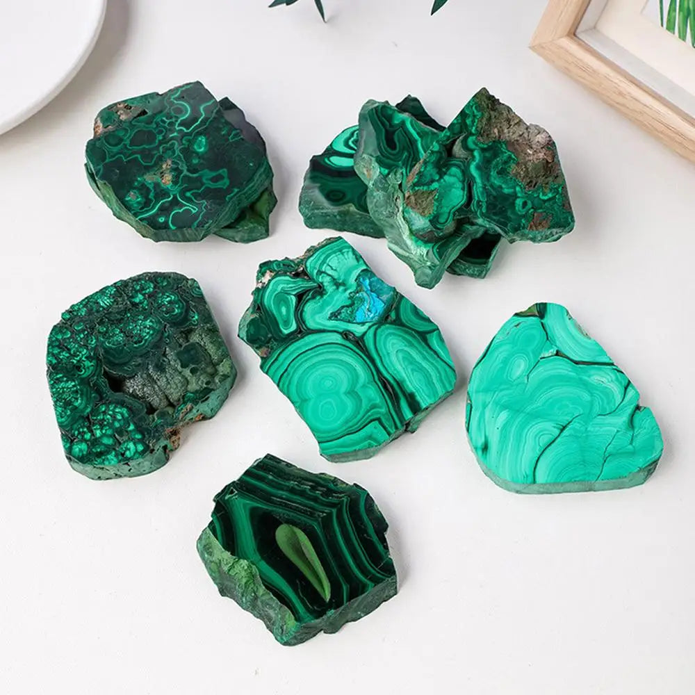 Tranches de Pierre Malachite Brute – Décor & Énergie