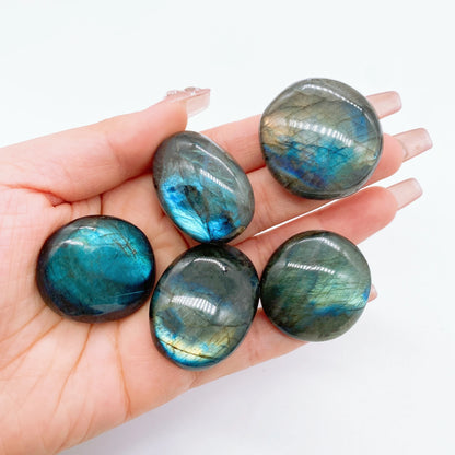 Pierre de Paume Labradorite – Apaisement & Lithothérapie