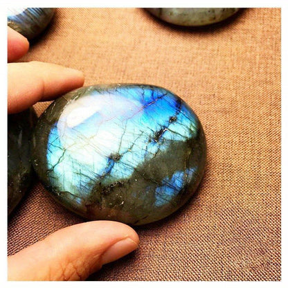 Pierre Labradorite Colorée – Lueur de Lune Naturelle
