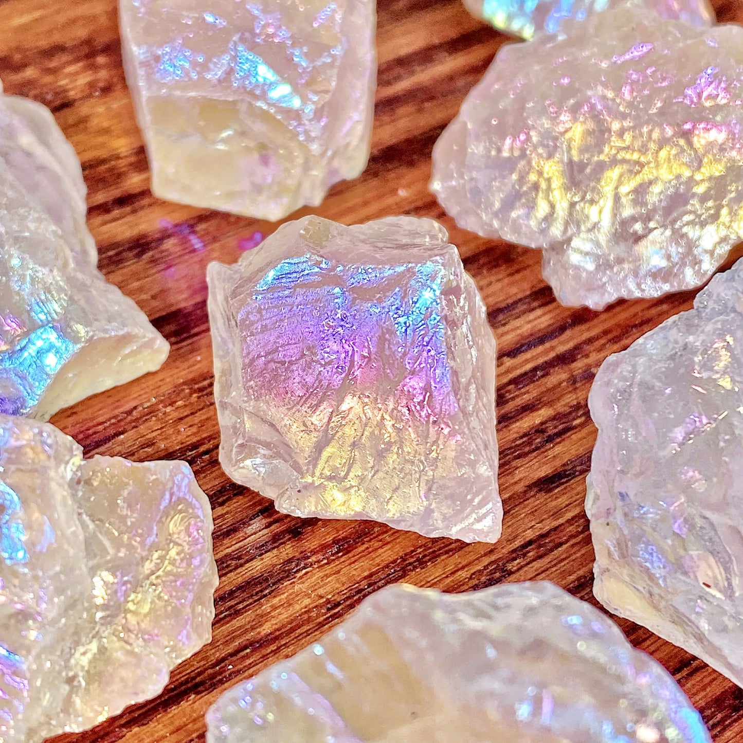 Pierre Brute Quartz Rose Aura