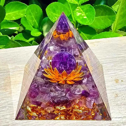 Pyramide Orgonite Lotus Améthyste & Obsidienne