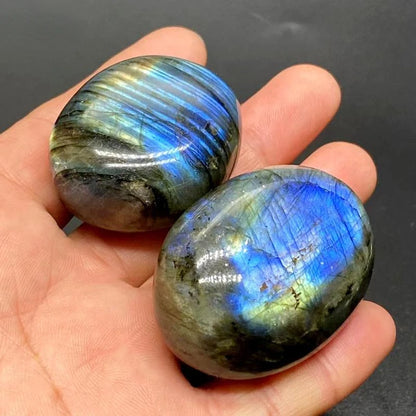 Pierre Labradorite Colorée – Lueur de Lune Naturelle