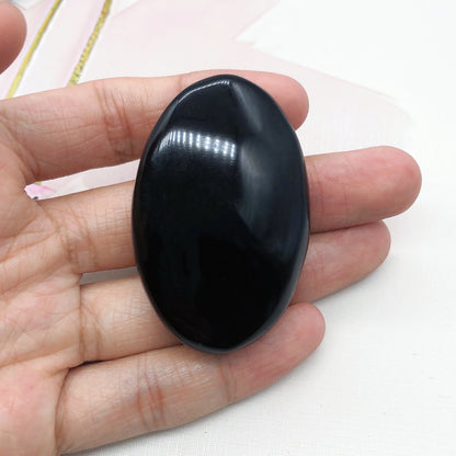 Pierre de Protection Noire Obsidienne Massage